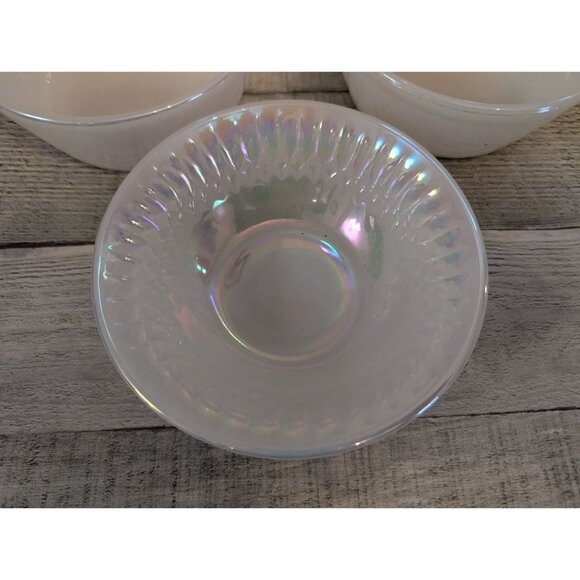 Vintage Federal Moonglow Milk Glass White Iridescent Bowls Set Of 3 - Picture 3 of 11